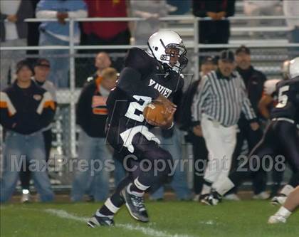 Thumbnail 1 in Shelton @ Xavier photogallery.