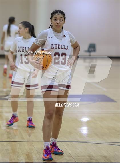 Thumbnail 3 in Baldwin @ Luella photogallery.