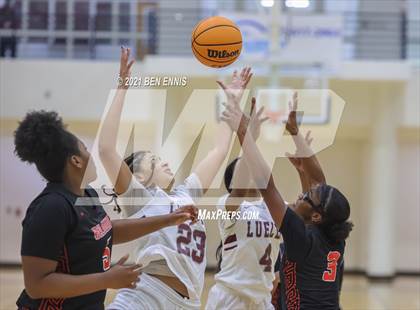 Thumbnail 1 in Baldwin @ Luella photogallery.