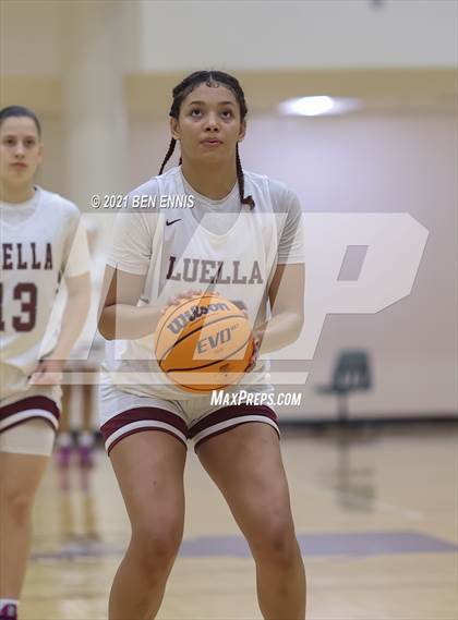 Thumbnail 1 in Baldwin @ Luella photogallery.