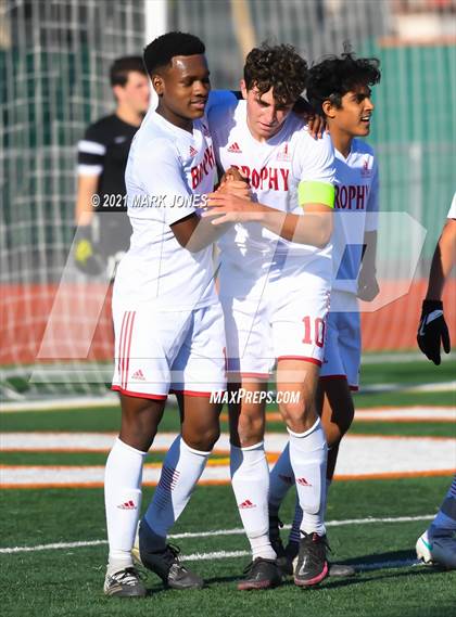 Thumbnail 1 in Brophy College Prep vs. Chaparral (AIA 6A Semifinal) photogallery.