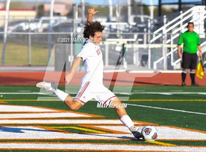 Thumbnail 3 in Brophy College Prep vs. Chaparral (AIA 6A Semifinal) photogallery.