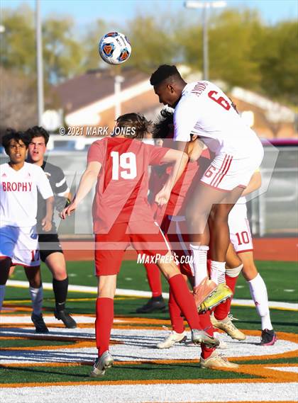 Thumbnail 1 in Brophy College Prep vs. Chaparral (AIA 6A Semifinal) photogallery.