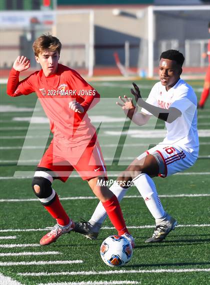 Thumbnail 2 in Brophy College Prep vs. Chaparral (AIA 6A Semifinal) photogallery.
