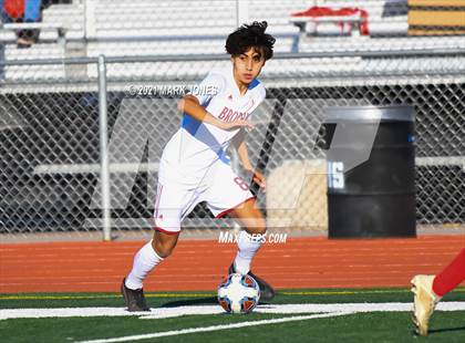 Thumbnail 1 in Brophy College Prep vs. Chaparral (AIA 6A Semifinal) photogallery.