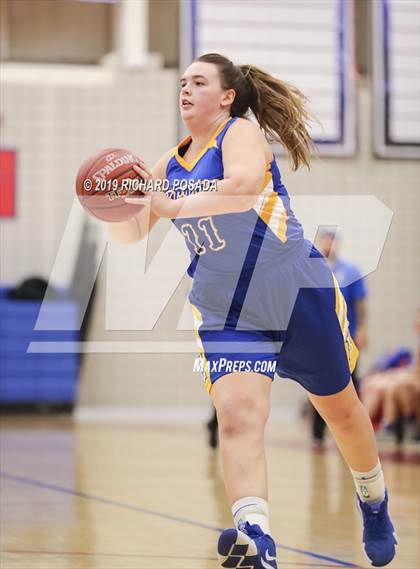 Thumbnail 3 in Exeter @ Kerman (Selma Shootout Tournament) photogallery.
