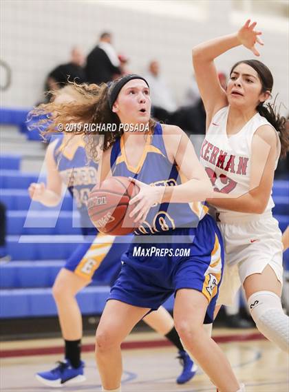 Thumbnail 2 in Exeter @ Kerman (Selma Shootout Tournament) photogallery.
