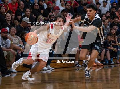 Thumbnail 3 in Kahuku vs Utah Prep (Iolani Classic) photogallery.