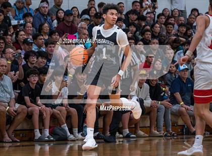 Thumbnail 2 in Kahuku vs Utah Prep (Iolani Classic) photogallery.