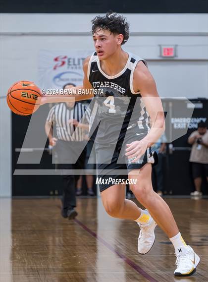 Thumbnail 3 in Kahuku vs Utah Prep (Iolani Classic) photogallery.
