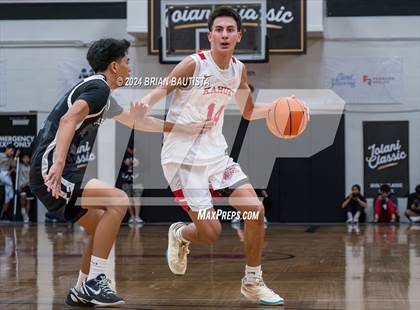Thumbnail 3 in Kahuku vs Utah Prep (Iolani Classic) photogallery.