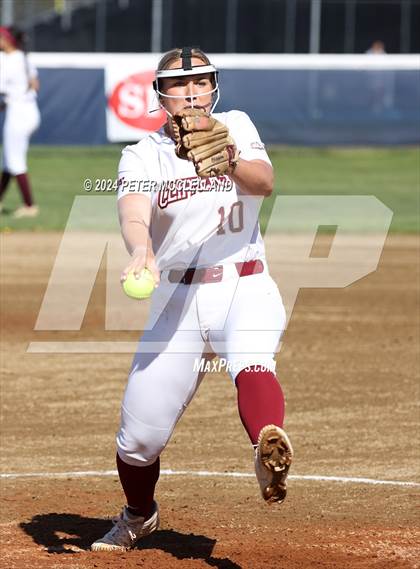 Thumbnail 2 in Newburyport @ Triton Regional photogallery.