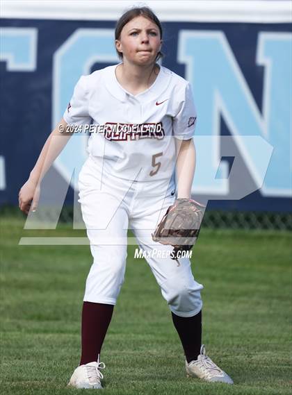 Thumbnail 2 in Newburyport @ Triton Regional photogallery.