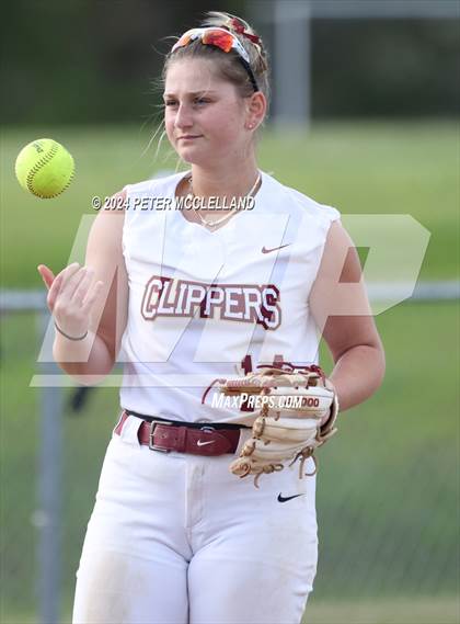 Thumbnail 2 in Newburyport @ Triton Regional photogallery.