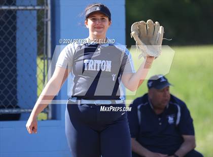 Thumbnail 2 in Newburyport @ Triton Regional photogallery.