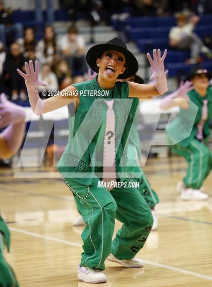 Thumbnail 1 in Ridgeline Aeriettes photogallery.