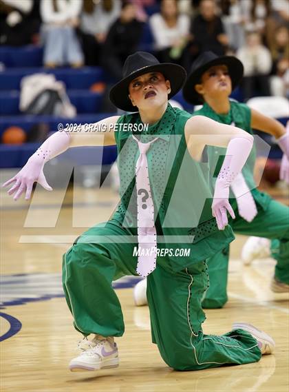 Thumbnail 1 in Ridgeline Aeriettes photogallery.