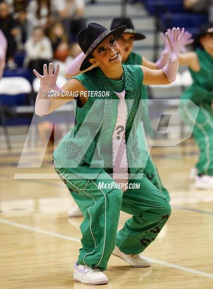 Thumbnail 3 in Ridgeline Aeriettes photogallery.