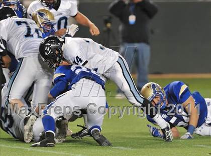 Thumbnail 1 in Bellarmine vs. Santa Margarita (CIF State D1 Final) photogallery.