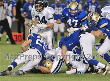 Thumbnail 2 in Bellarmine vs. Santa Margarita (CIF State D1 Final) photogallery.