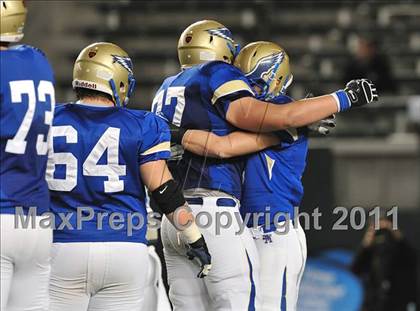 Thumbnail 2 in Bellarmine vs. Santa Margarita (CIF State D1 Final) photogallery.
