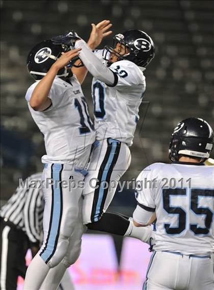Thumbnail 1 in Bellarmine vs. Santa Margarita (CIF State D1 Final) photogallery.