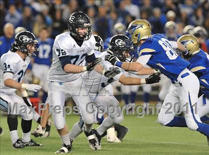 Thumbnail 1 in Bellarmine vs. Santa Margarita (CIF State D1 Final) photogallery.