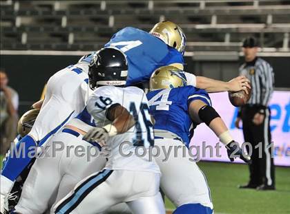 Thumbnail 2 in Bellarmine vs. Santa Margarita (CIF State D1 Final) photogallery.
