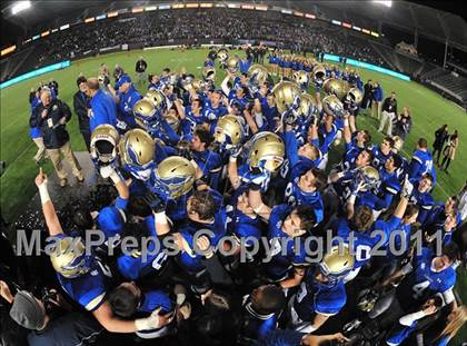 Thumbnail 2 in Bellarmine vs. Santa Margarita (CIF State D1 Final) photogallery.