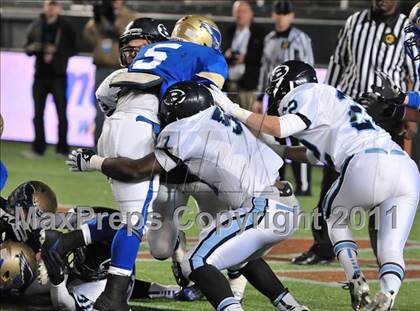 Thumbnail 1 in Bellarmine vs. Santa Margarita (CIF State D1 Final) photogallery.