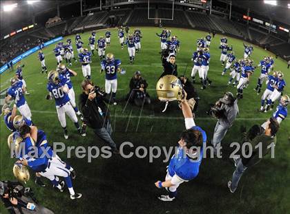 Thumbnail 2 in Bellarmine vs. Santa Margarita (CIF State D1 Final) photogallery.