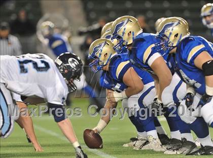 Thumbnail 1 in Bellarmine vs. Santa Margarita (CIF State D1 Final) photogallery.