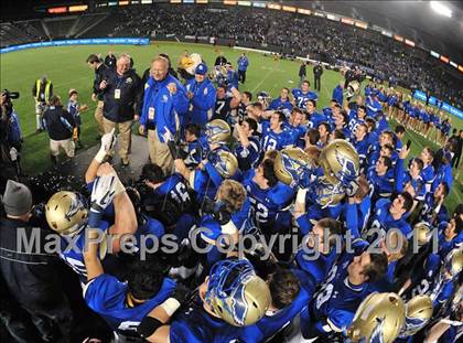 Thumbnail 3 in Bellarmine vs. Santa Margarita (CIF State D1 Final) photogallery.