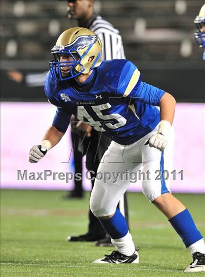 Thumbnail 2 in Bellarmine vs. Santa Margarita (CIF State D1 Final) photogallery.