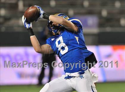 Thumbnail 1 in Bellarmine vs. Santa Margarita (CIF State D1 Final) photogallery.