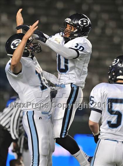 Thumbnail 2 in Bellarmine vs. Santa Margarita (CIF State D1 Final) photogallery.