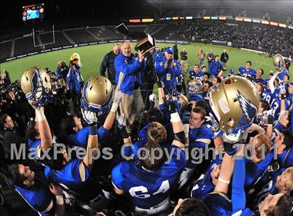 Thumbnail 3 in Bellarmine vs. Santa Margarita (CIF State D1 Final) photogallery.
