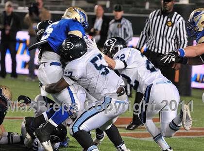 Thumbnail 2 in Bellarmine vs. Santa Margarita (CIF State D1 Final) photogallery.