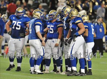 Thumbnail 2 in Bellarmine vs. Santa Margarita (CIF State D1 Final) photogallery.