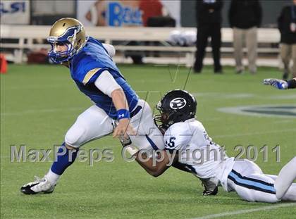 Thumbnail 3 in Bellarmine vs. Santa Margarita (CIF State D1 Final) photogallery.