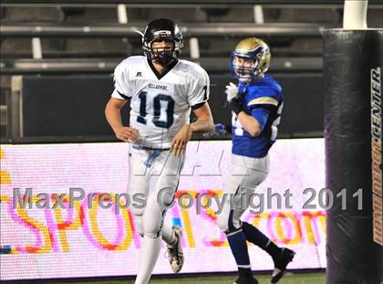 Thumbnail 2 in Bellarmine vs. Santa Margarita (CIF State D1 Final) photogallery.