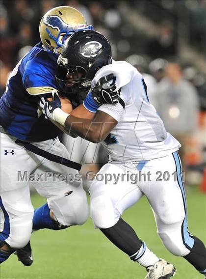 Thumbnail 2 in Bellarmine vs. Santa Margarita (CIF State D1 Final) photogallery.