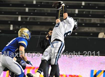 Thumbnail 1 in Bellarmine vs. Santa Margarita (CIF State D1 Final) photogallery.