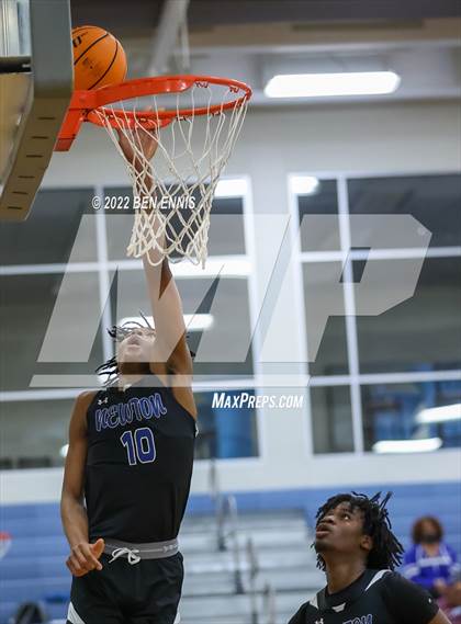 Thumbnail 3 in Newton vs Cumberland Christian Academy (MLK Hardwood Classic) photogallery.