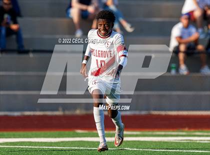 Thumbnail 2 in Pebblebrook vs. Hillgrove (GHSA 7A Semifinal) photogallery.