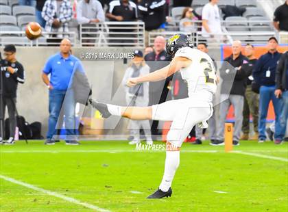 Thumbnail 1 in Chandler vs. Saguaro (AIA Open Division Final) photogallery.