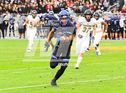 Thumbnail 2 in Chandler vs. Saguaro (AIA Open Division Final) photogallery.