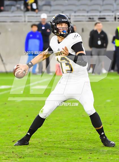 Thumbnail 2 in Chandler vs. Saguaro (AIA Open Division Final) photogallery.
