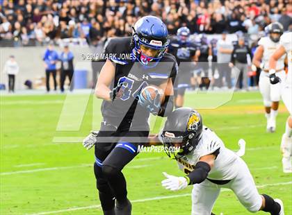 Thumbnail 2 in Chandler vs. Saguaro (AIA Open Division Final) photogallery.