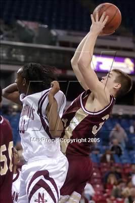 Thumbnail 1 in Golden Valley vs Natomas (Sec. Semifinal) photogallery.